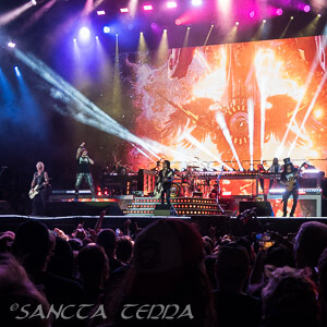Guns N' Roses Article