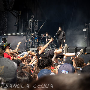 Motionless In White Artikel